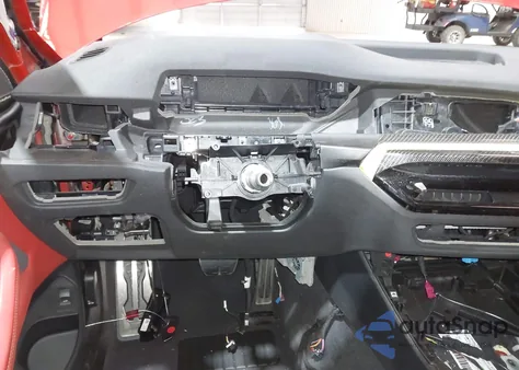 2025 BMW M4 Competition xDrive from USA, damaged, VIN WBS33HK09SCT43819